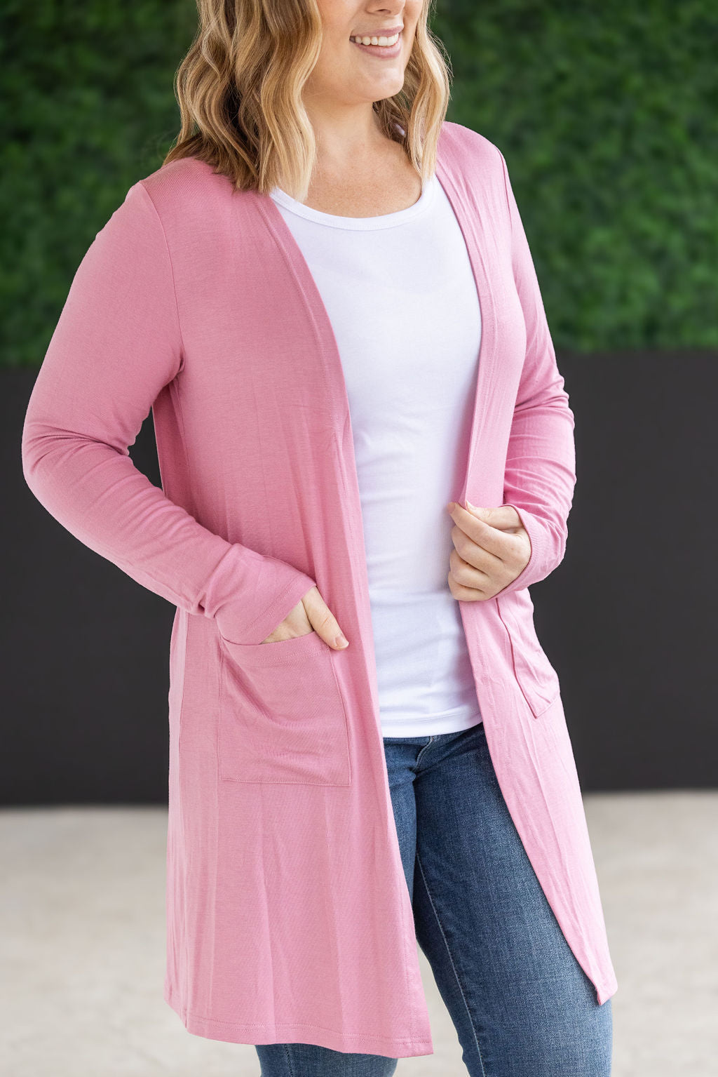 Classic Cardigan Rose