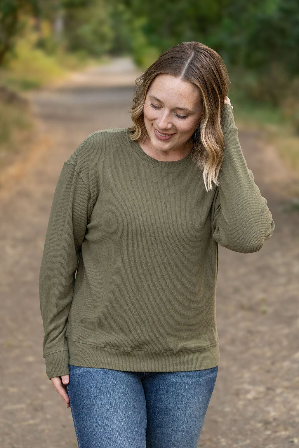 Corrine Ribbed Pullover Olive