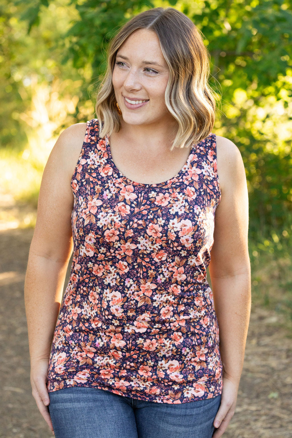 Luxe Crew Tank Navy Floral MIx