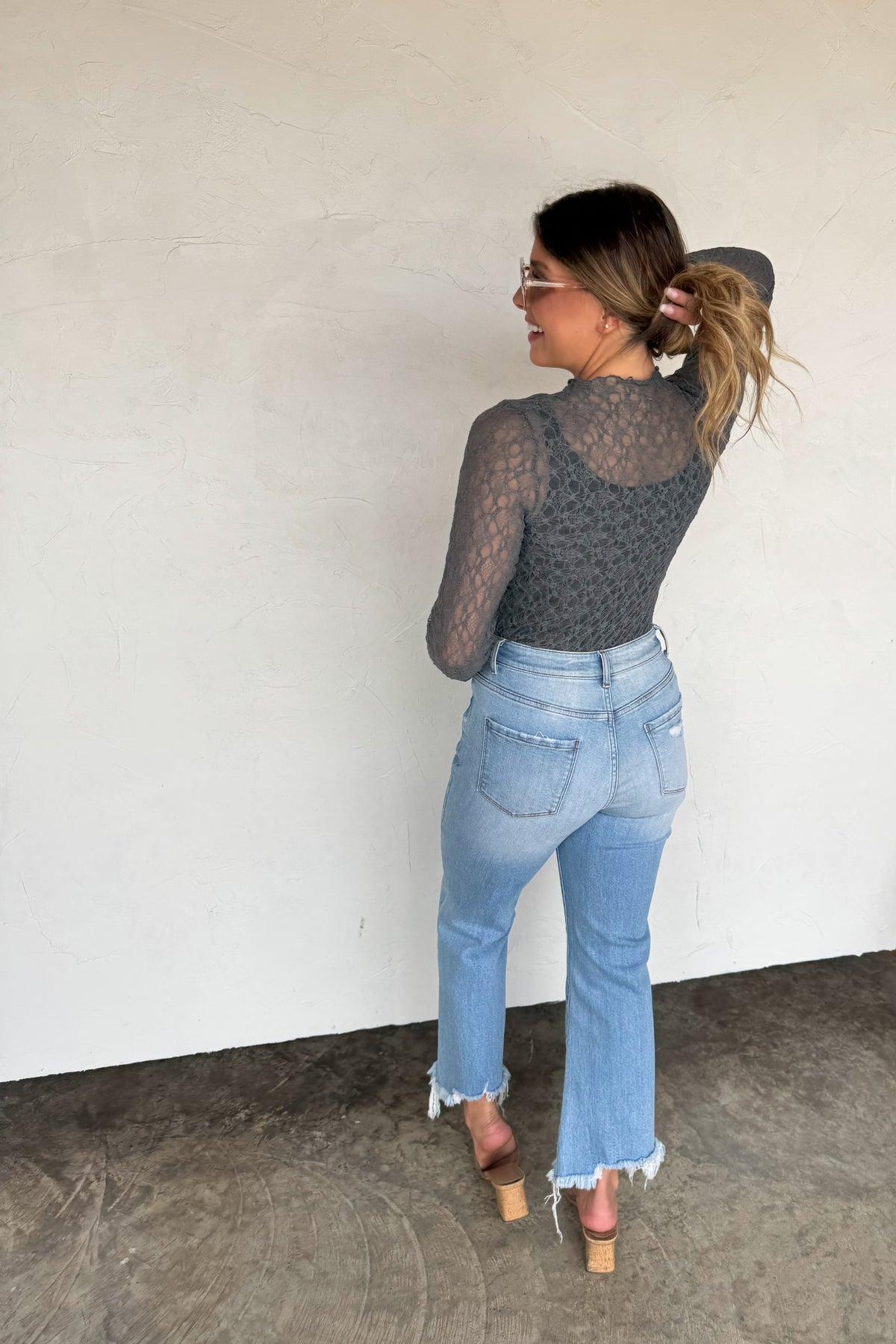 ✨PREORDER✨ Jolie Lace Thumbhole Top Grey