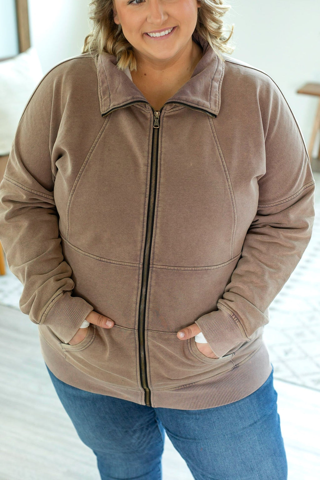 Vintage Wash Full Zip Mocha