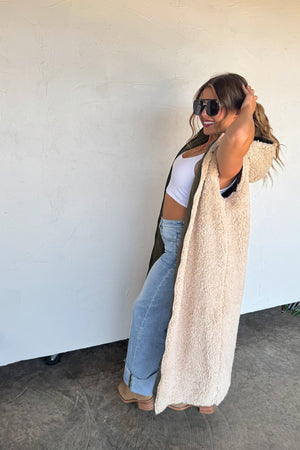 ♥️PREORDER ♥️Reversible Sherpa Vest Olive