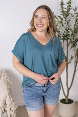 Sierra Boyfriend Fit Pocket Top Light Teal