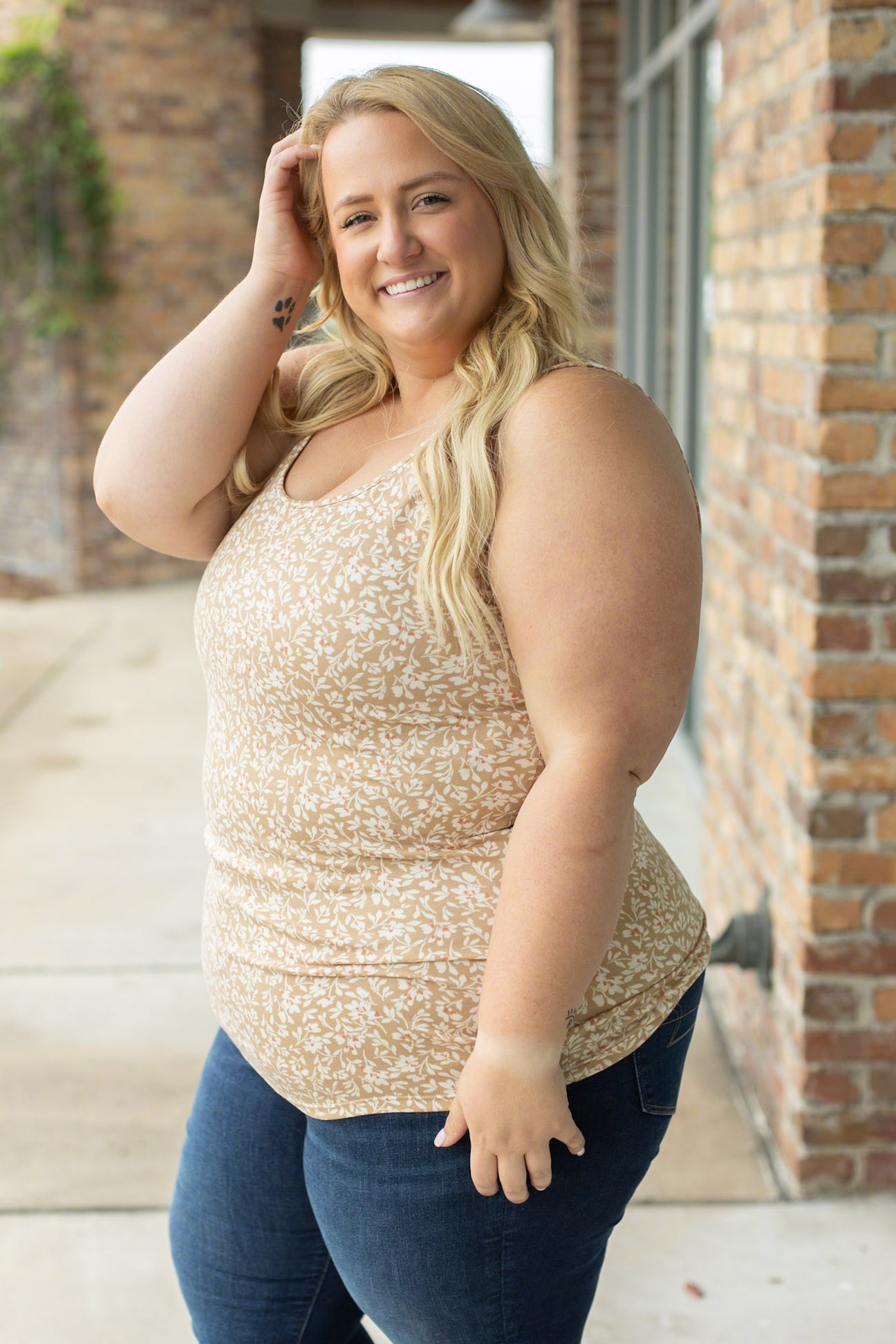 Luxe Crew Tank Tan Floral