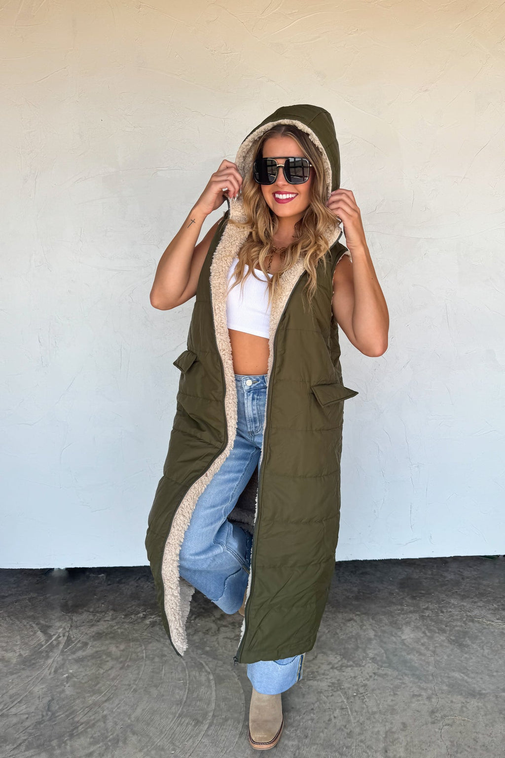 ♥️PREORDER ♥️Reversible Sherpa Vest Olive