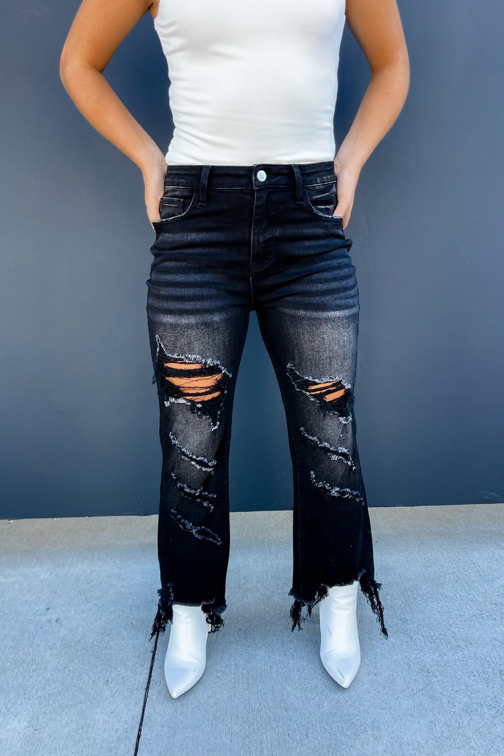 ✨IN STOCK ✨Blakeley Black Urban Distressed Crop Jeans