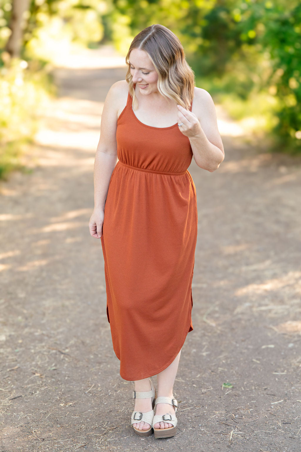 Reagan Ribbed Midi Dress Rust