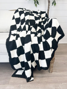 Checkered Plush & Fuzzy Blanket Black