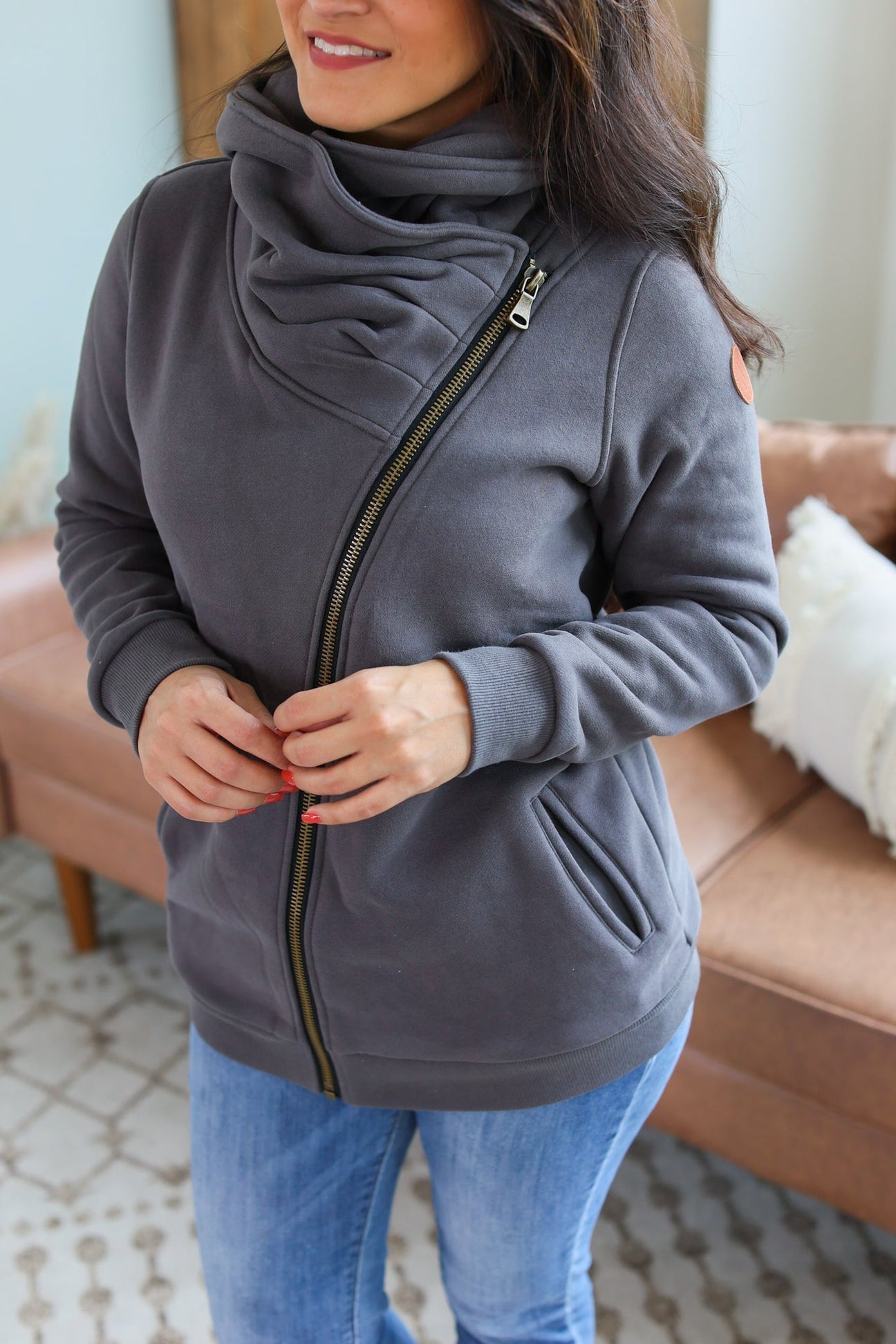 Quinn ZipUP Cowl Charcoal