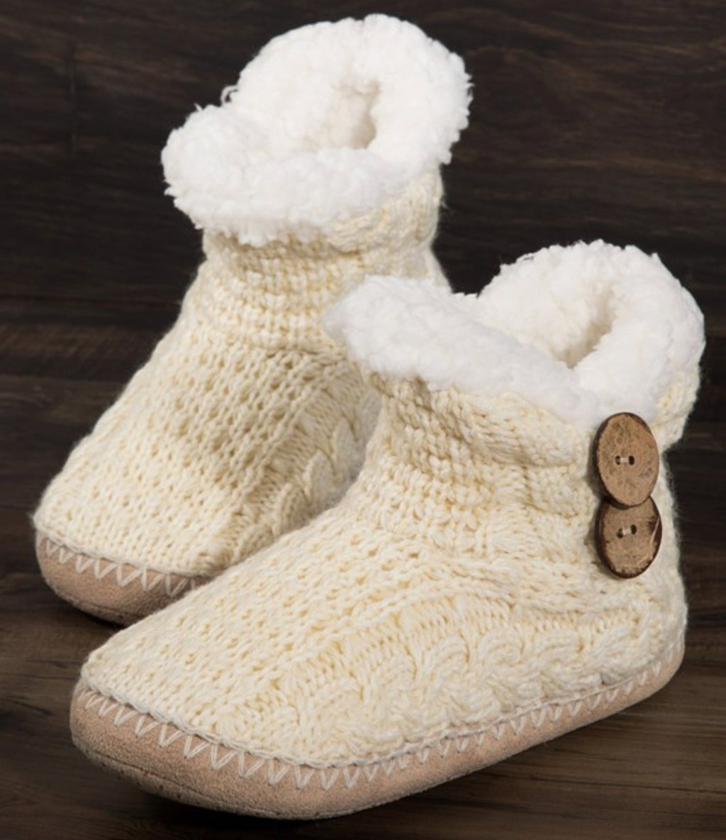 Hand Knitted Coconut Button Cream Knit Slippers