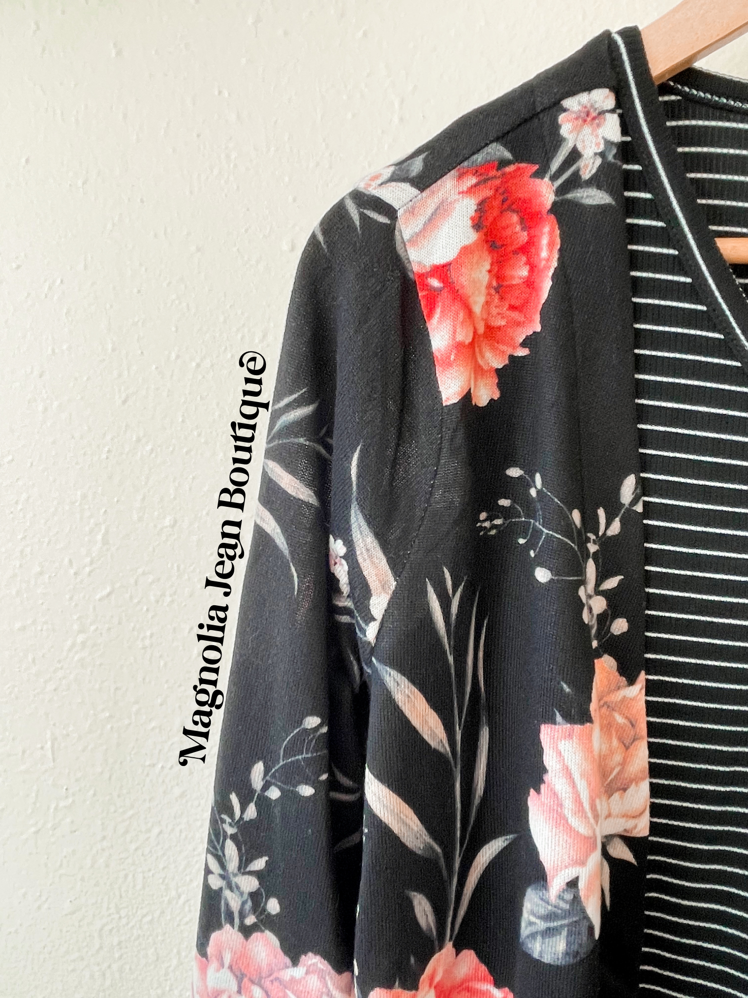 Colbie Cardigan Black Pink Bold Floral