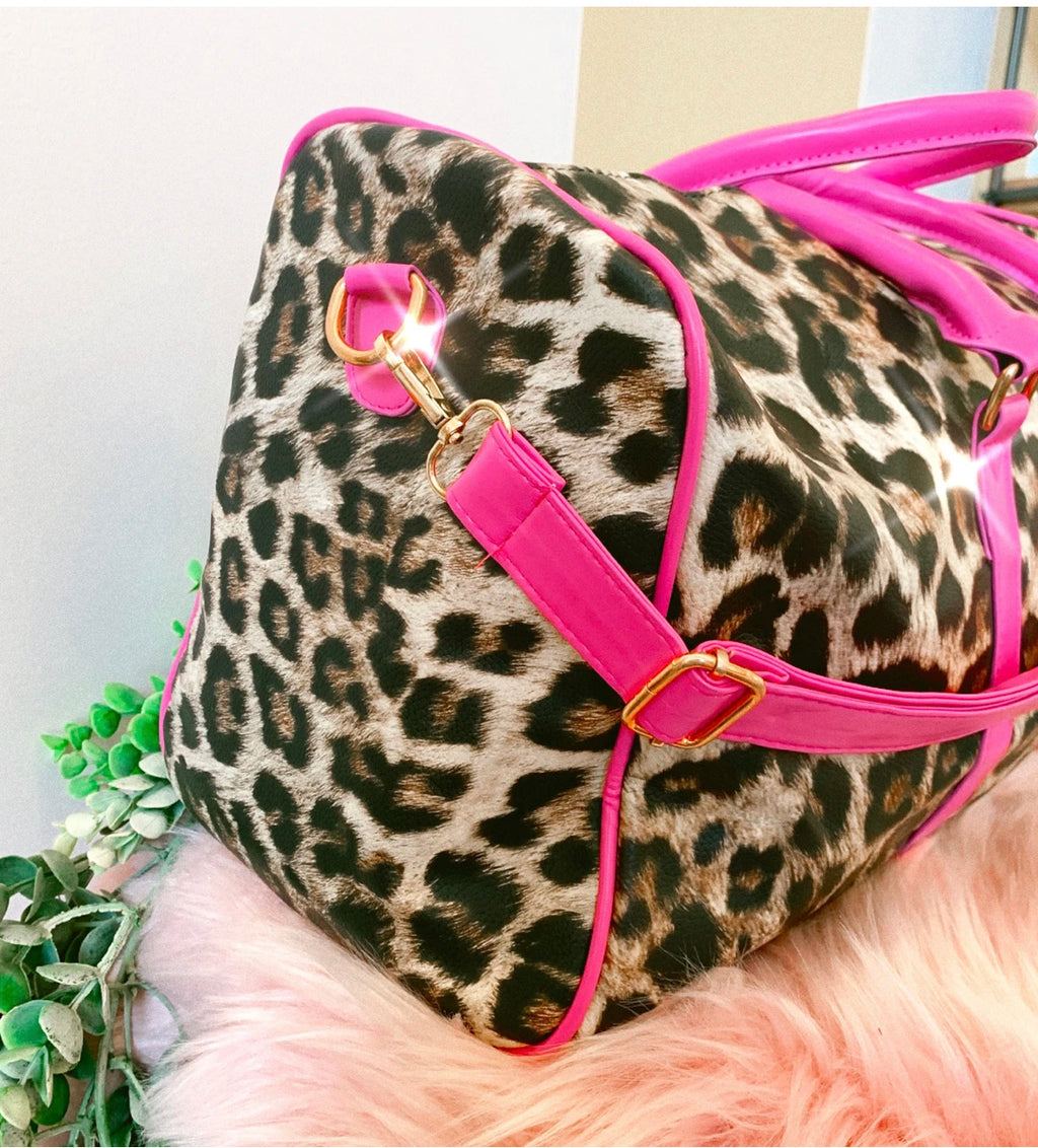 💕leopard hot pink duffle 💕